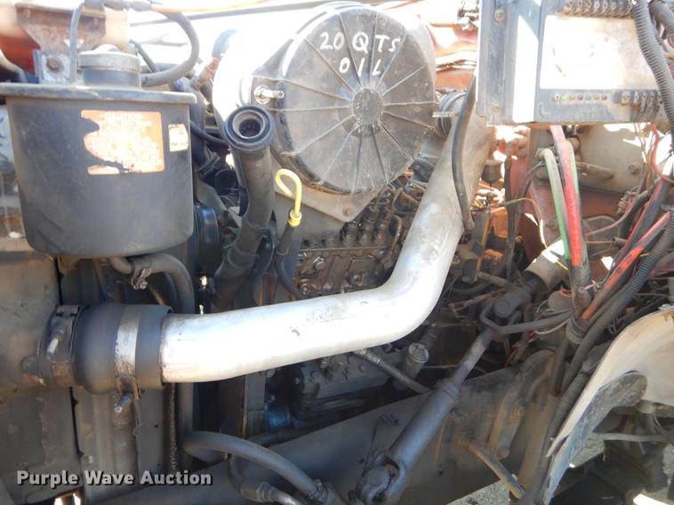 image for item ER9319 1994 Ford F800 digger derrick truck