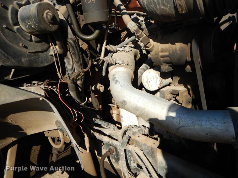 image for item ER9319 1994 Ford F800 digger derrick truck