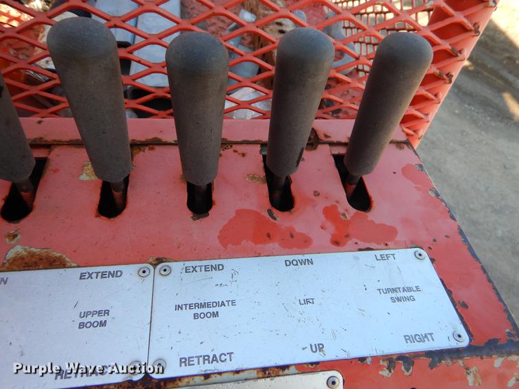 image for item ER9319 1994 Ford F800 digger derrick truck