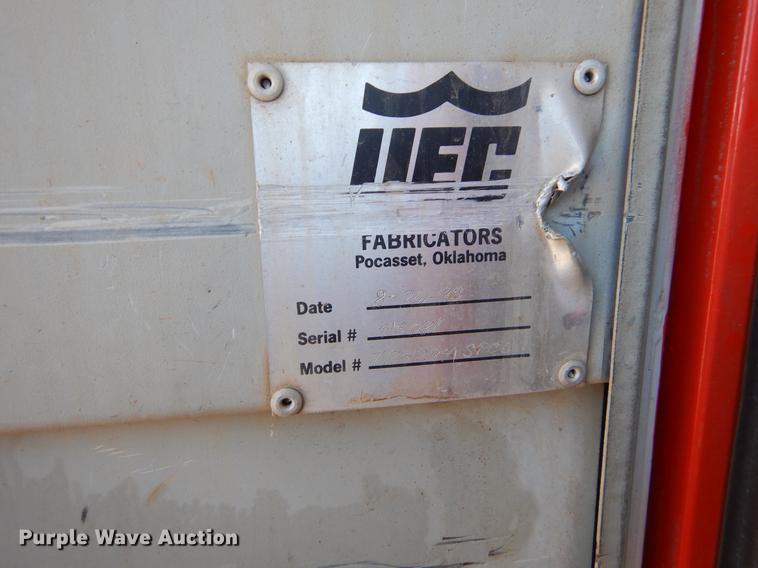 image for item ER9319 1994 Ford F800 digger derrick truck