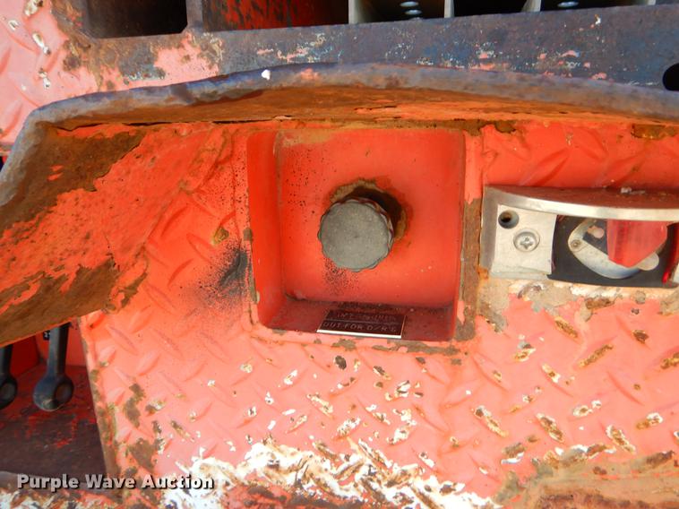 image for item ER9319 1994 Ford F800 digger derrick truck