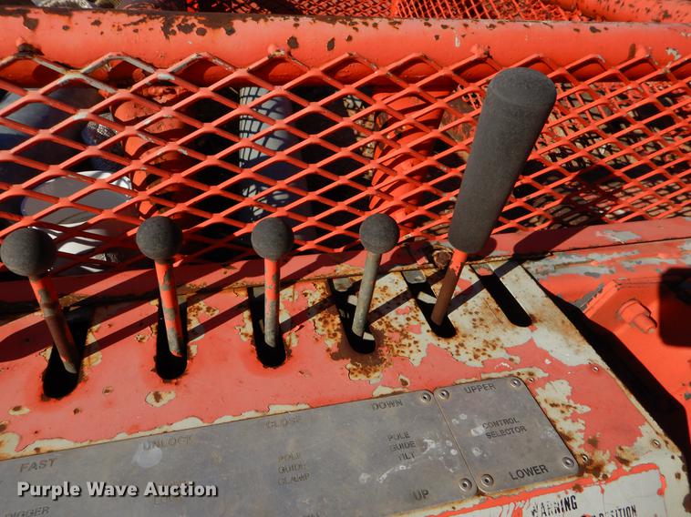 image for item ER9319 1994 Ford F800 digger derrick truck