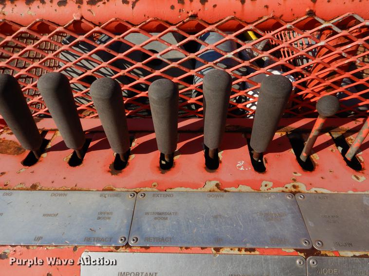 image for item ER9319 1994 Ford F800 digger derrick truck