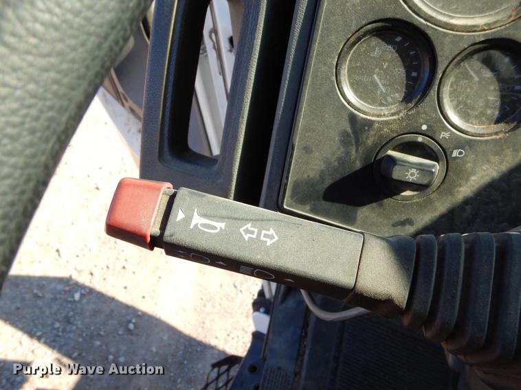 image for item ER9320 1992 Ford CF7000 road striper truck