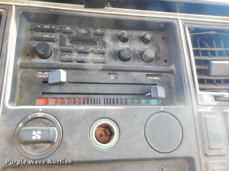 image for item ER9320 1992 Ford CF7000 road striper truck