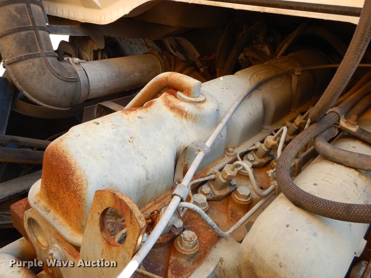 image for item ER9320 1992 Ford CF7000 road striper truck