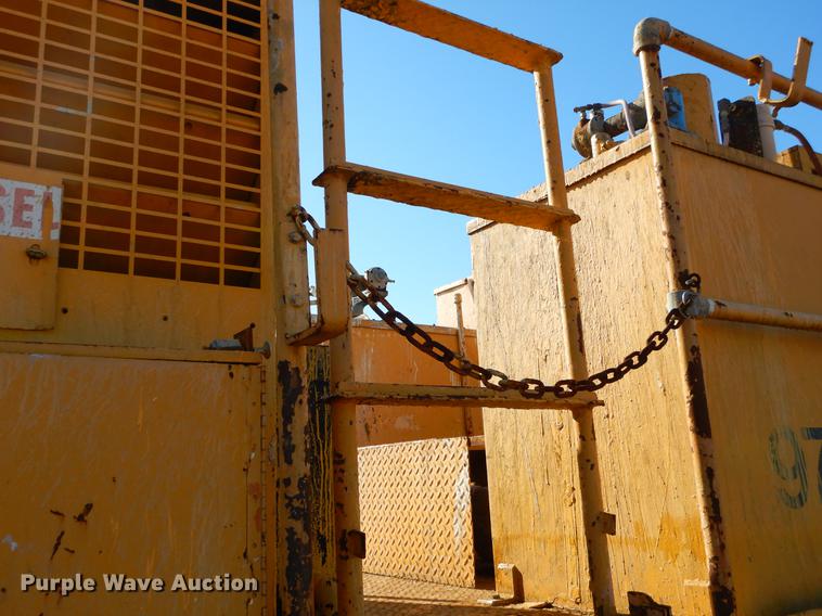 image for item ER9320 1992 Ford CF7000 road striper truck