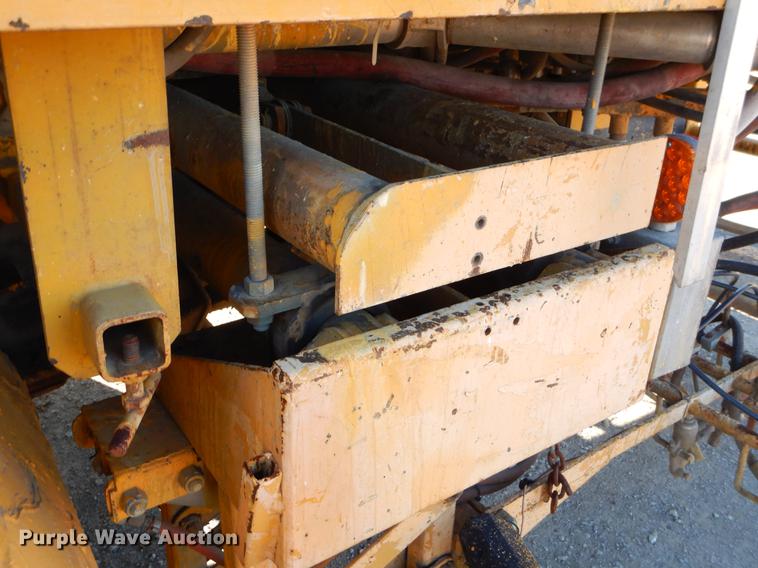 image for item ER9320 1992 Ford CF7000 road striper truck