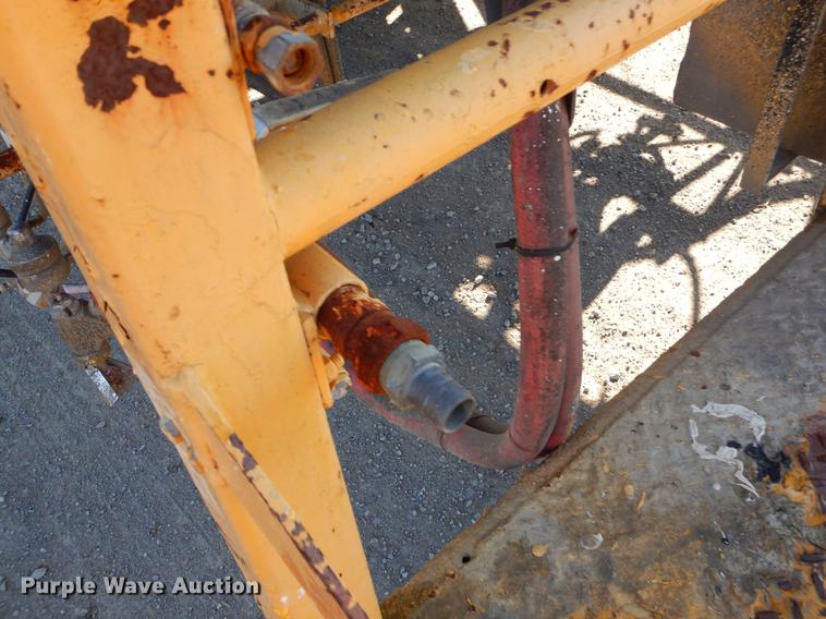 image for item ER9320 1992 Ford CF7000 road striper truck