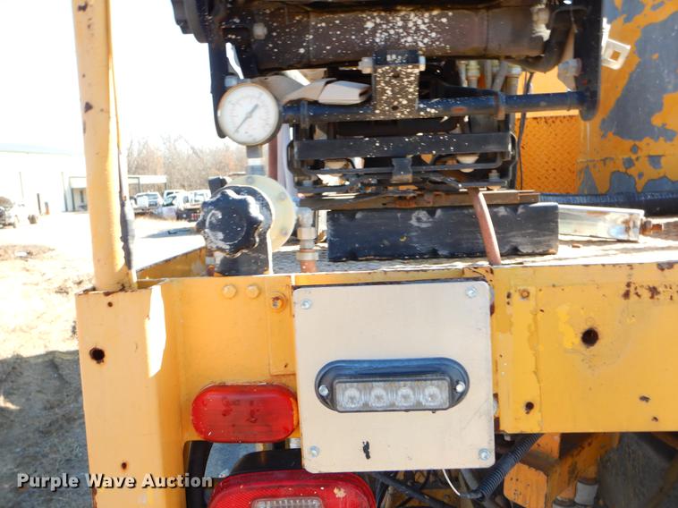 image for item ER9320 1992 Ford CF7000 road striper truck