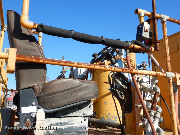 image for item ER9320 1992 Ford CF7000 road striper truck