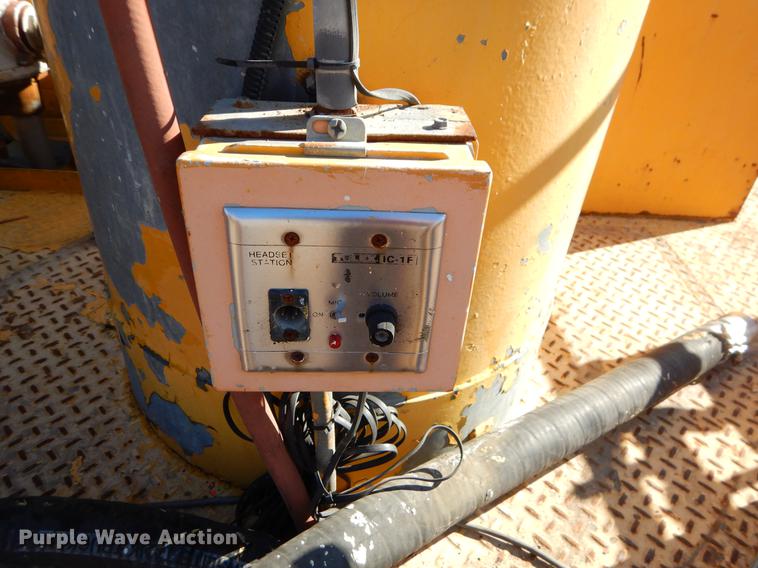 image for item ER9320 1992 Ford CF7000 road striper truck