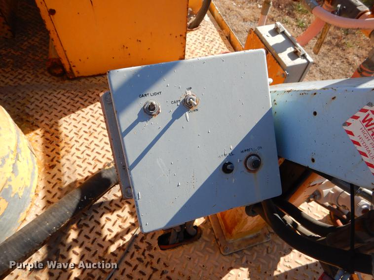 image for item ER9320 1992 Ford CF7000 road striper truck