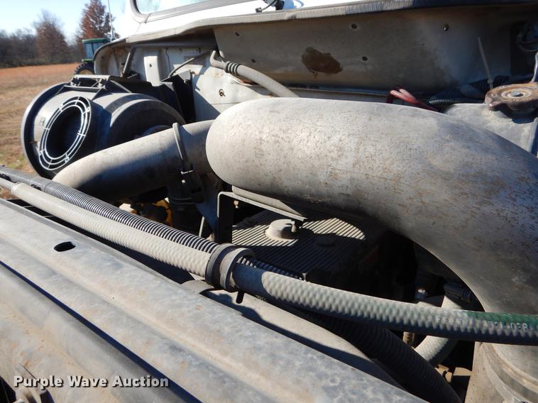 image for item ER9321 1998 International 8100 flatbed truck