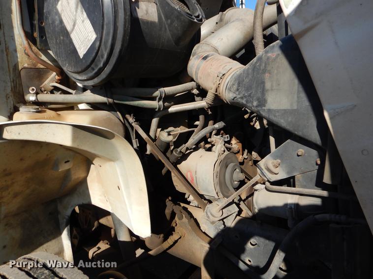 image for item ER9321 1998 International 8100 flatbed truck