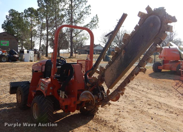 image for item ER9331 2010 Ditch Witch RT45 trencher