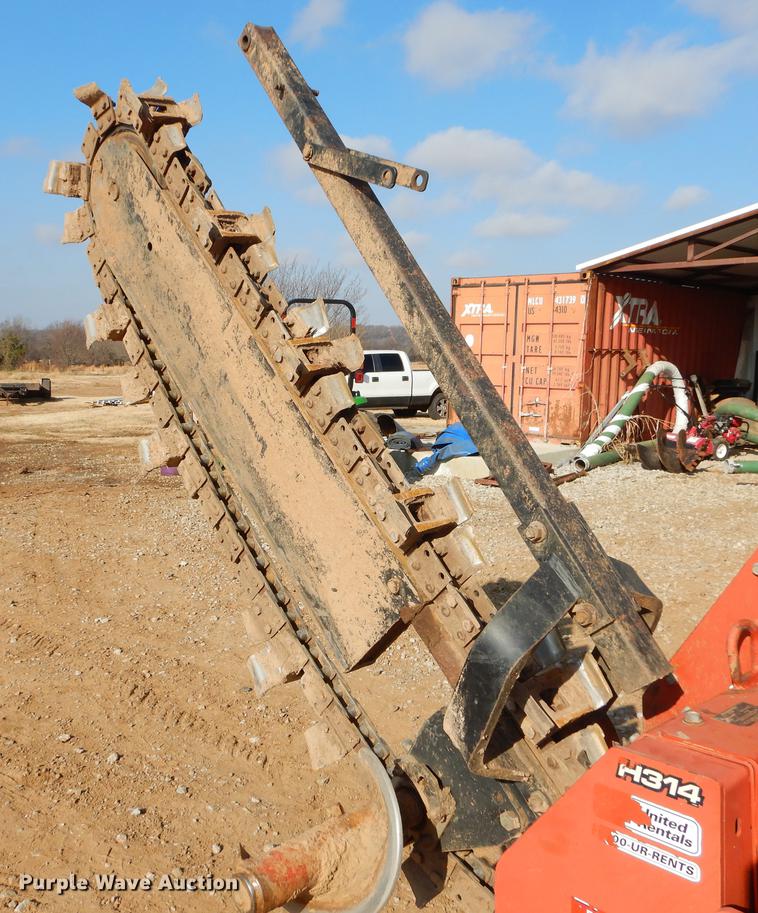 image for item ER9331 2010 Ditch Witch RT45 trencher