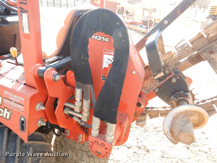 image for item ER9331 2010 Ditch Witch RT45 trencher