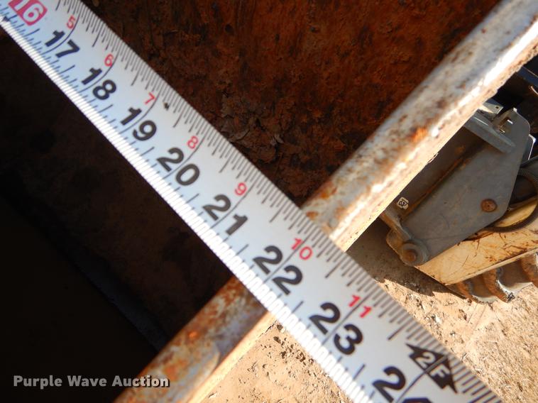 image for item ER9332 2007 Terex 760B backhoe