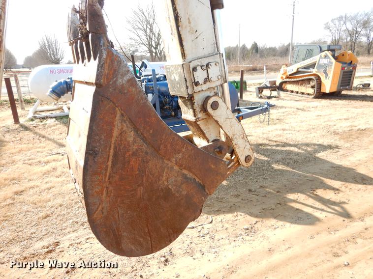image for item ER9332 2007 Terex 760B backhoe