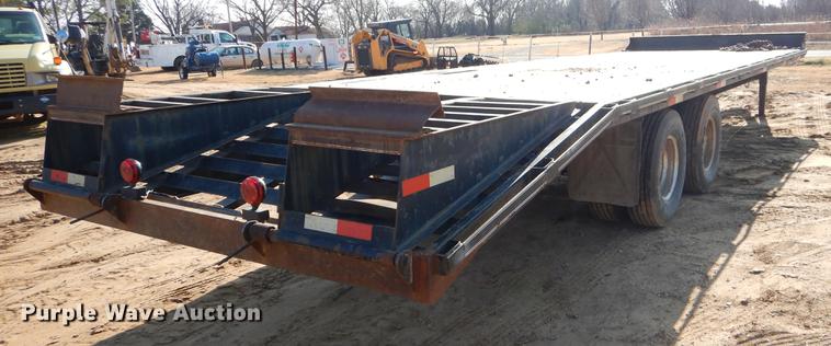 image for item ER9333 2006 Elite equipment trailer