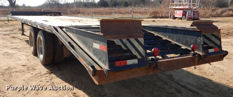 image for item ER9333 2006 Elite equipment trailer