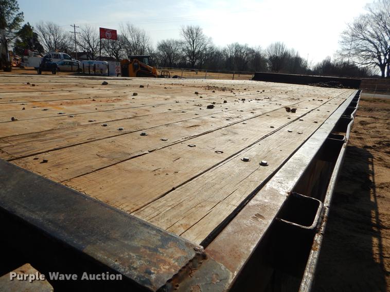 image for item ER9333 2006 Elite equipment trailer