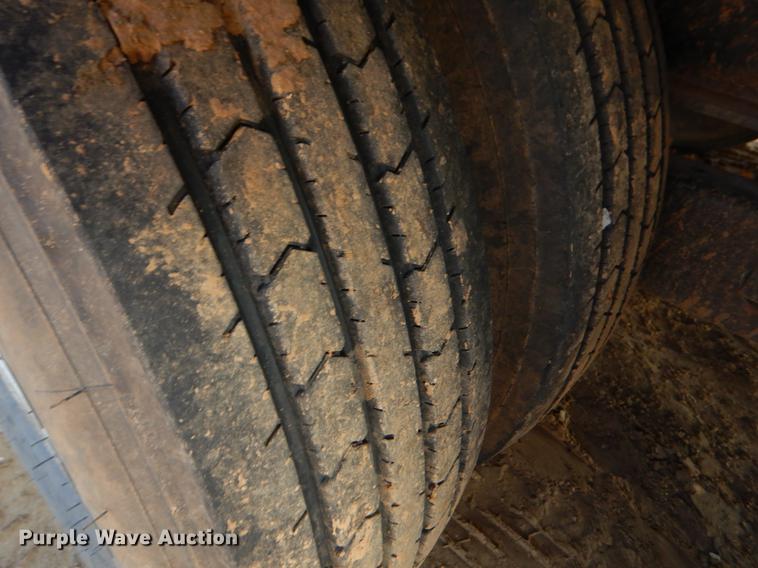 image for item ER9333 2006 Elite equipment trailer