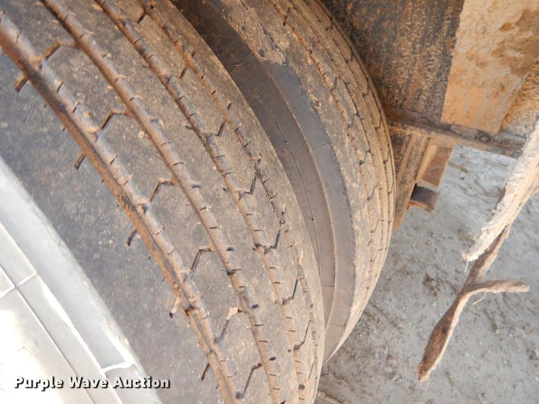 image for item ER9333 2006 Elite equipment trailer