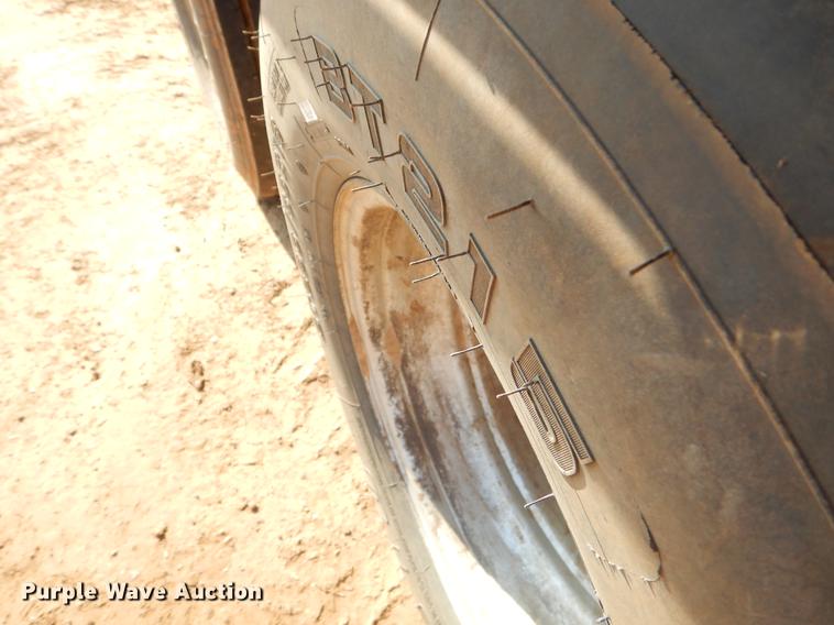 image for item ER9333 2006 Elite equipment trailer