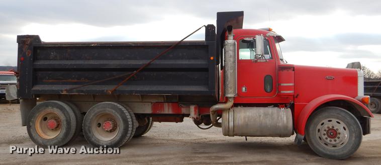 image for item ER9337 1991 Peterbilt 379 dump truck