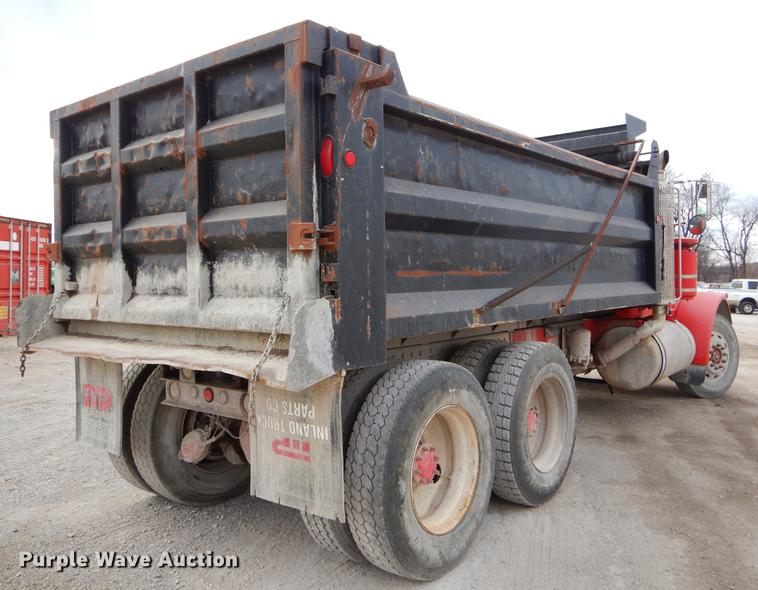 image for item ER9337 1991 Peterbilt 379 dump truck