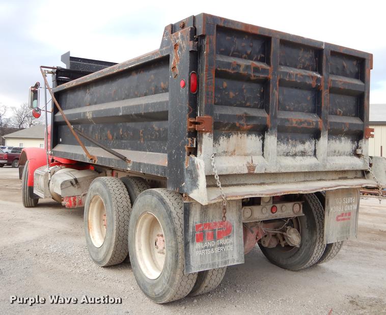 image for item ER9337 1991 Peterbilt 379 dump truck