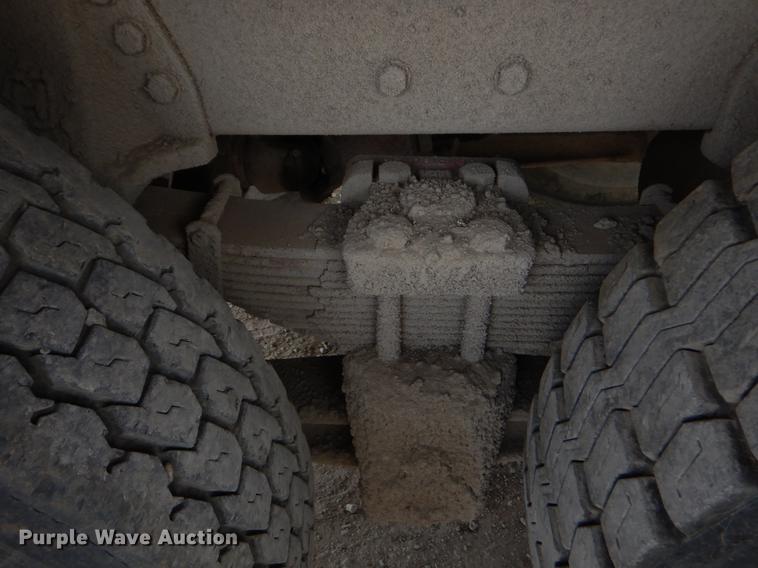 image for item ER9337 1991 Peterbilt 379 dump truck