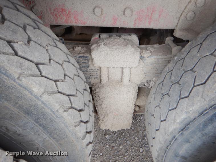 image for item ER9337 1991 Peterbilt 379 dump truck