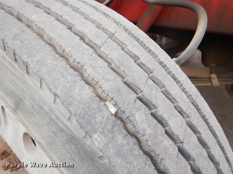 image for item ER9337 1991 Peterbilt 379 dump truck