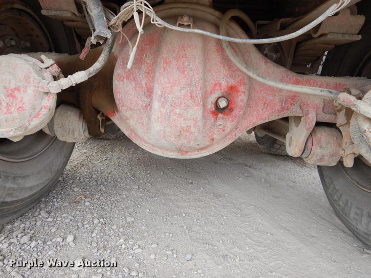 image for item ER9337 1991 Peterbilt 379 dump truck