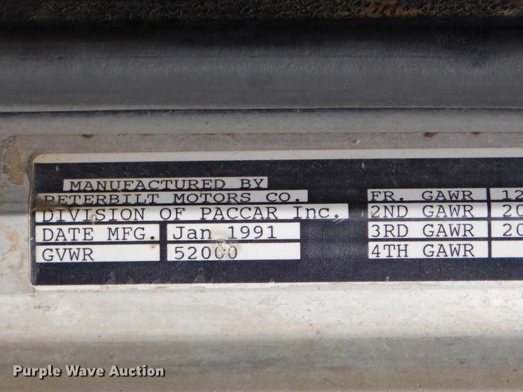 image for item ER9337 1991 Peterbilt 379 dump truck