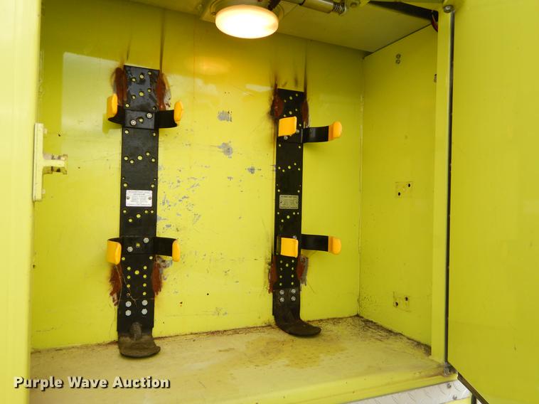 image for item ER9338 1988 Chevrolet C70 fire truck