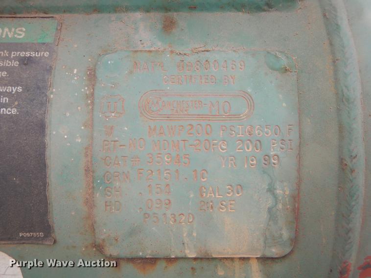 image for item ER9339 1984 International 2374 service truck