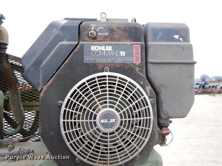 image for item ER9339 1984 International 2374 service truck