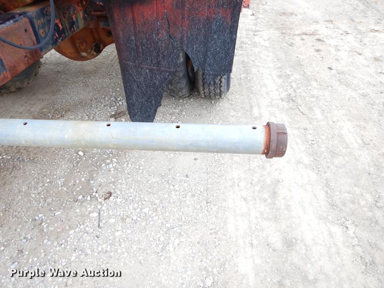 image for item ER9340 1972 Ford tank truck