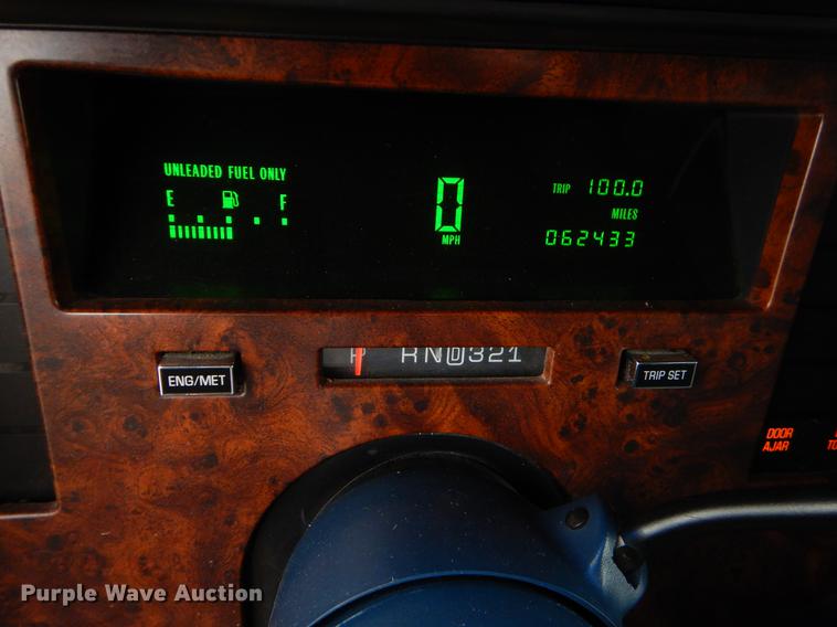 image for item ER9356 1995 Cadillac Fleetwood hearse