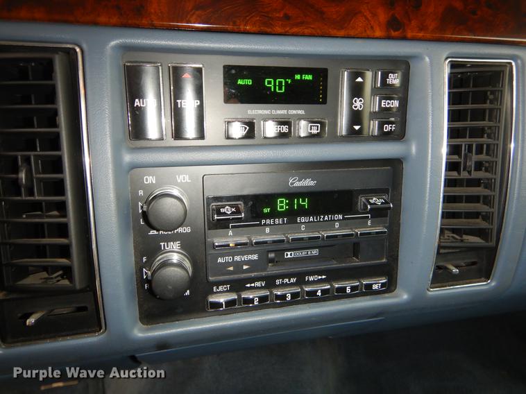 image for item ER9356 1995 Cadillac Fleetwood hearse