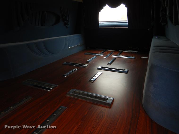 image for item ER9356 1995 Cadillac Fleetwood hearse