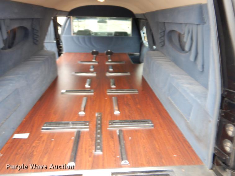 image for item ER9356 1995 Cadillac Fleetwood hearse