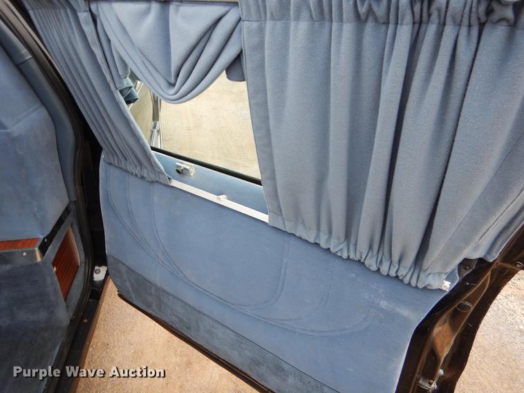 image for item ER9356 1995 Cadillac Fleetwood hearse