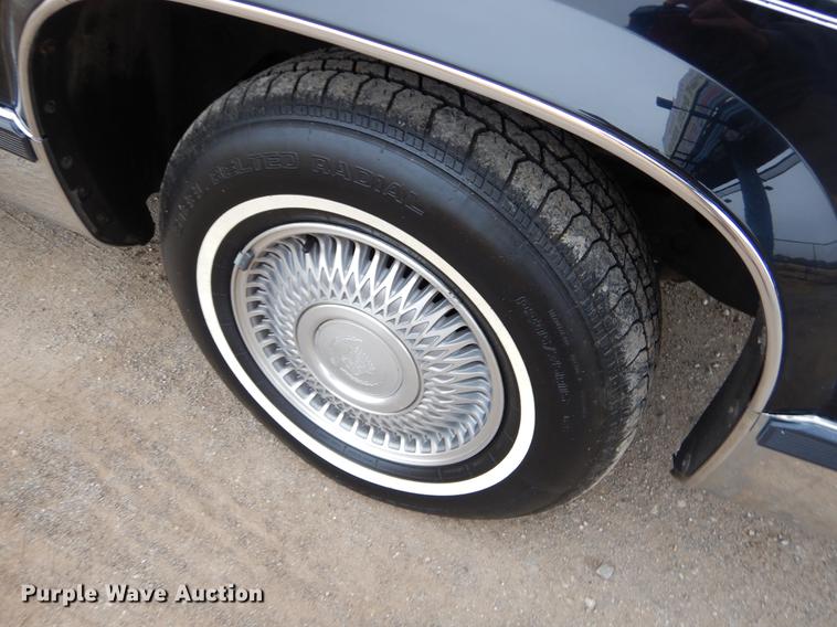 image for item ER9356 1995 Cadillac Fleetwood hearse