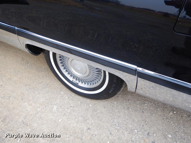 image for item ER9356 1995 Cadillac Fleetwood hearse