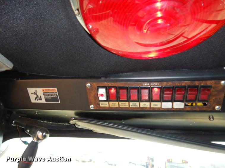 image for item ER9363 1992 Simon-Duplex Aerialscope 75 ladder truck